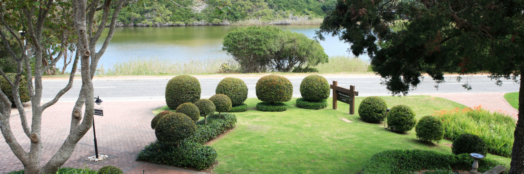 Фото Wilderness Manor