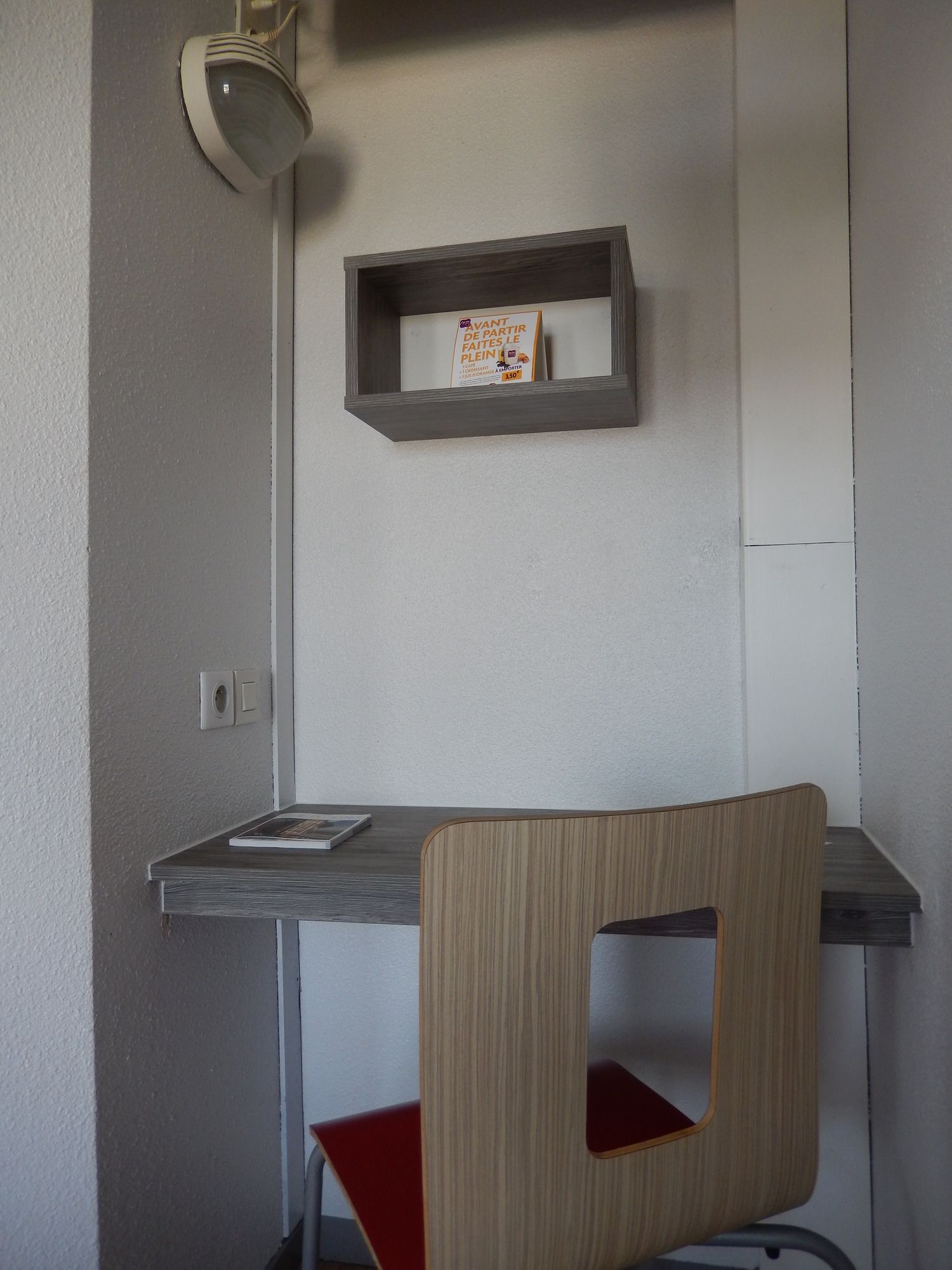 Фото Hotel The Originals Saintes Ouest Recouvrance