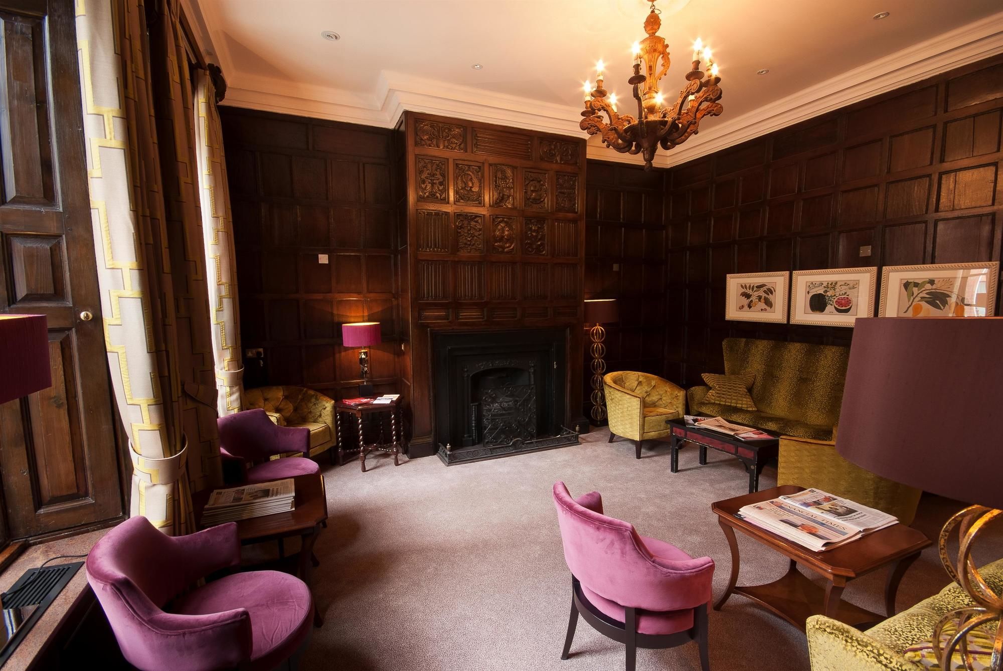 Фото Sir Christopher Wren Hotel