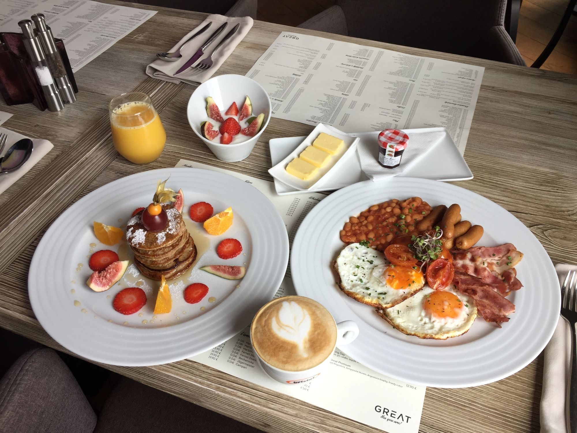 Фото Charming & Cozy Ambiente Apartments