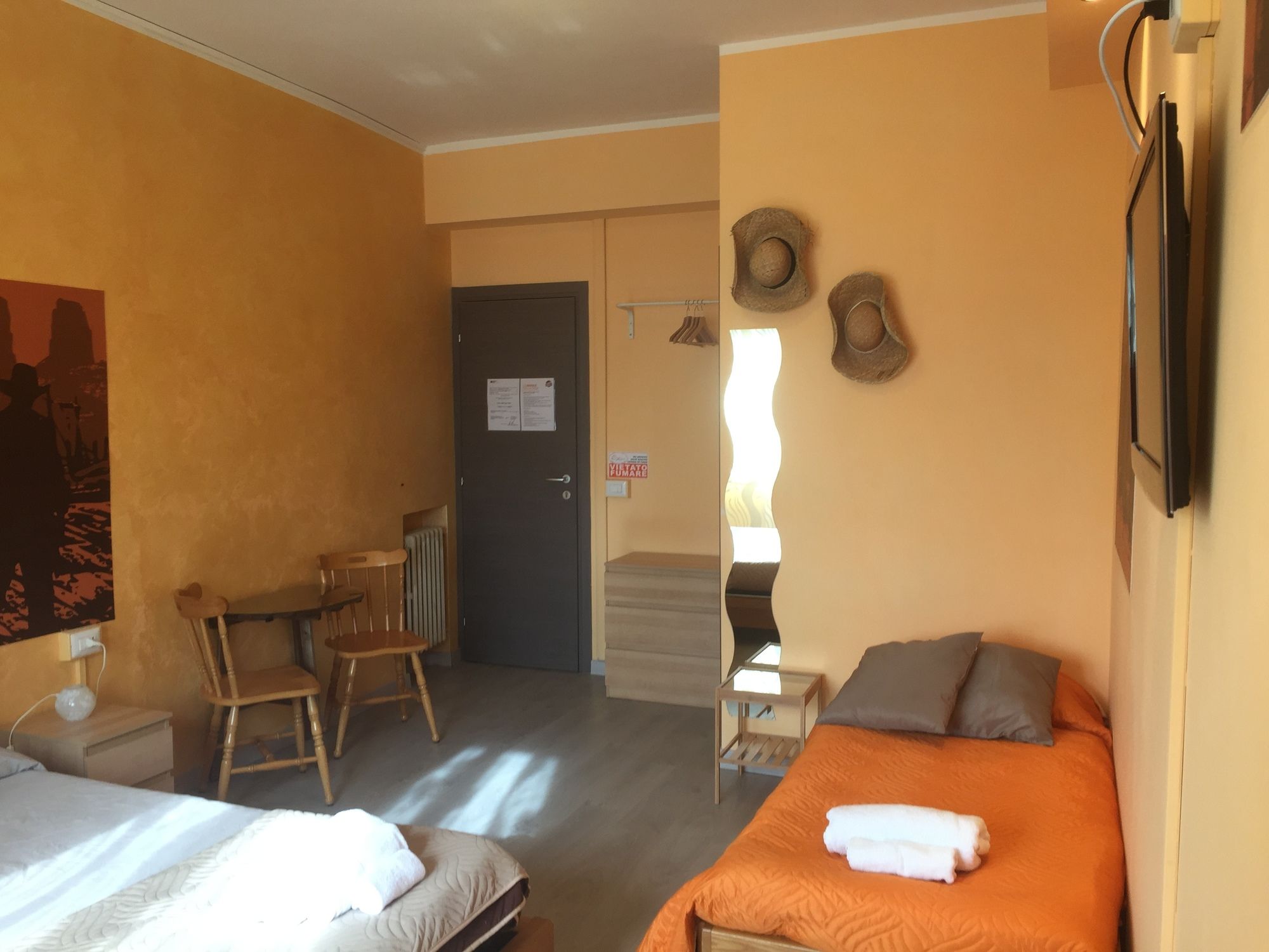 Фото Movie Home B&b