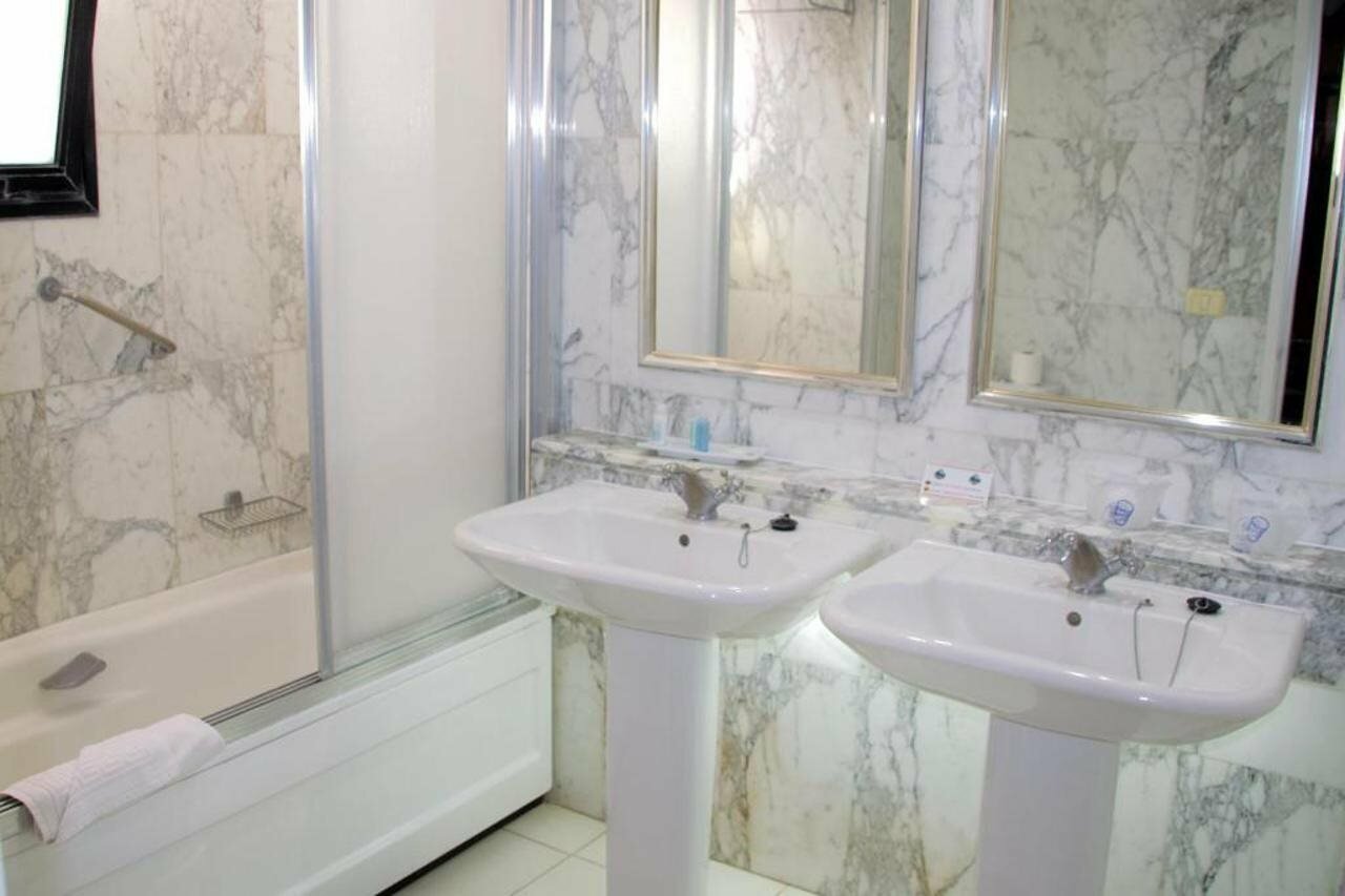 Фото Apartamentos Beverly Hills Heights - Excel Hotels & Resorts