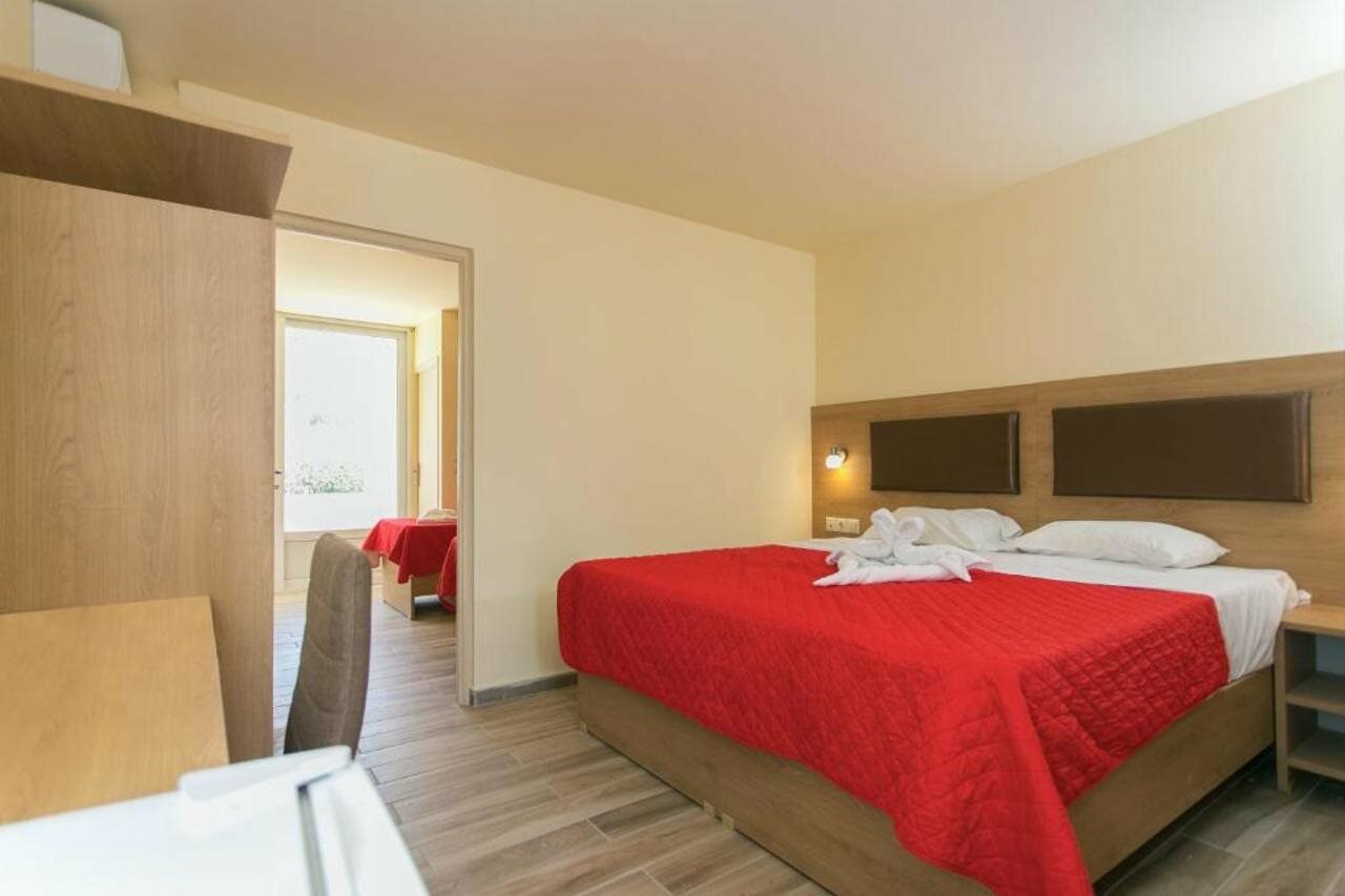 Фото SunBay Hotel