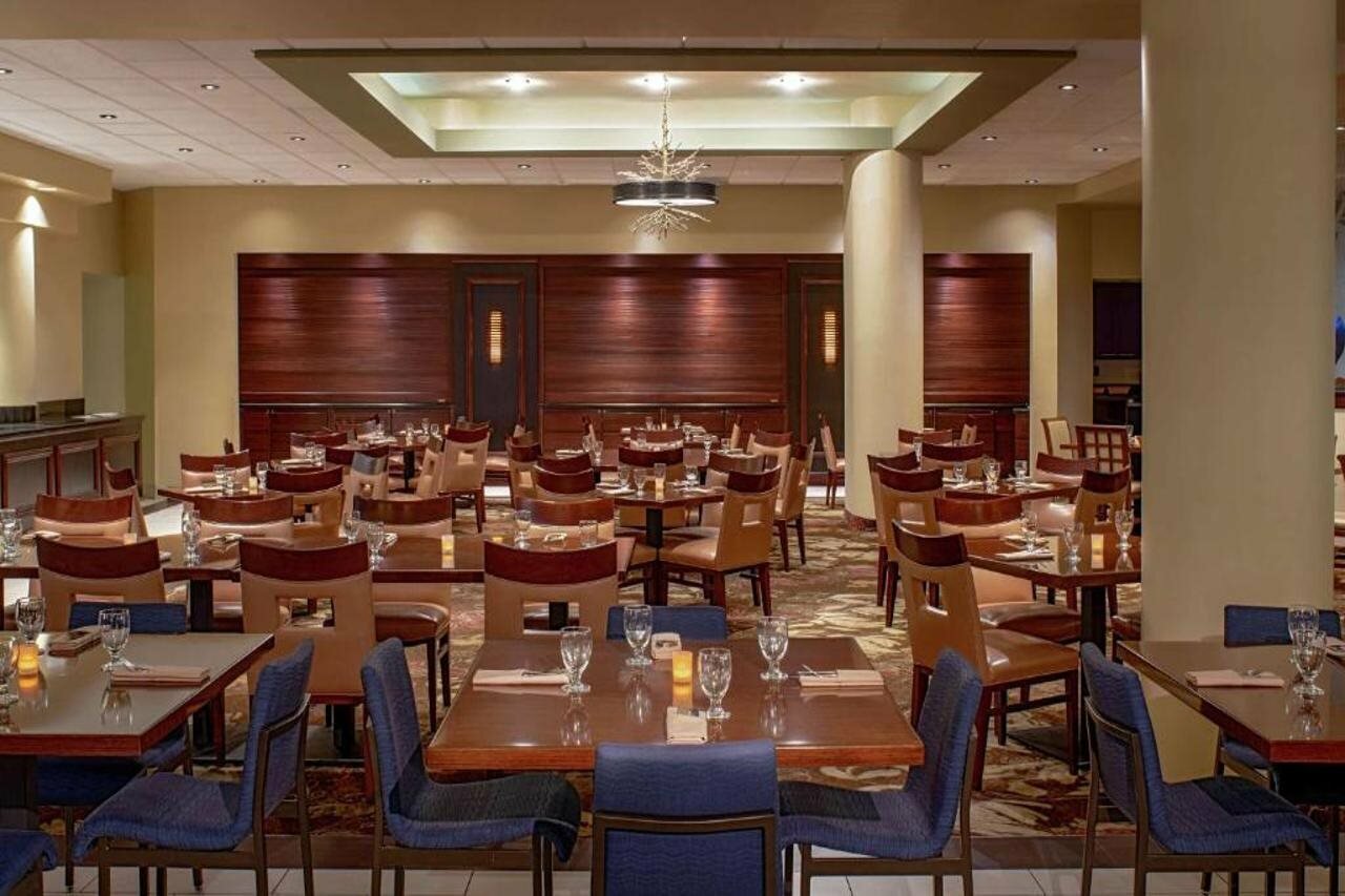 Фото DoubleTree Suites by Hilton Hotel Salt Lake City