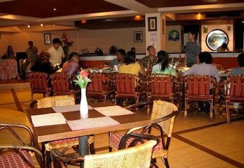 Фото Neo Hatyai Hotel