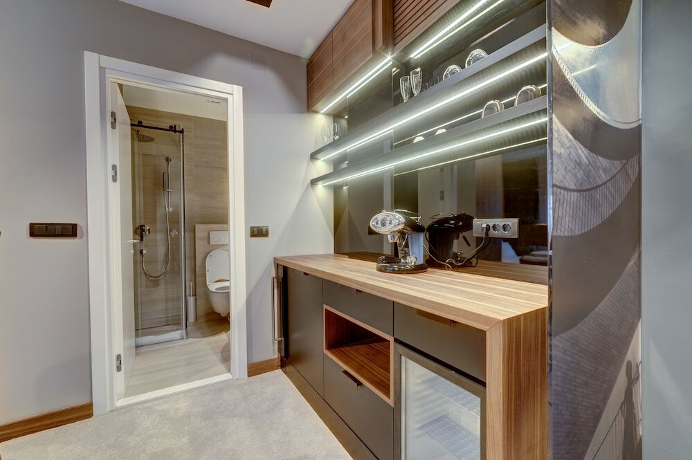 Фото Black Pearl Luxury Suites