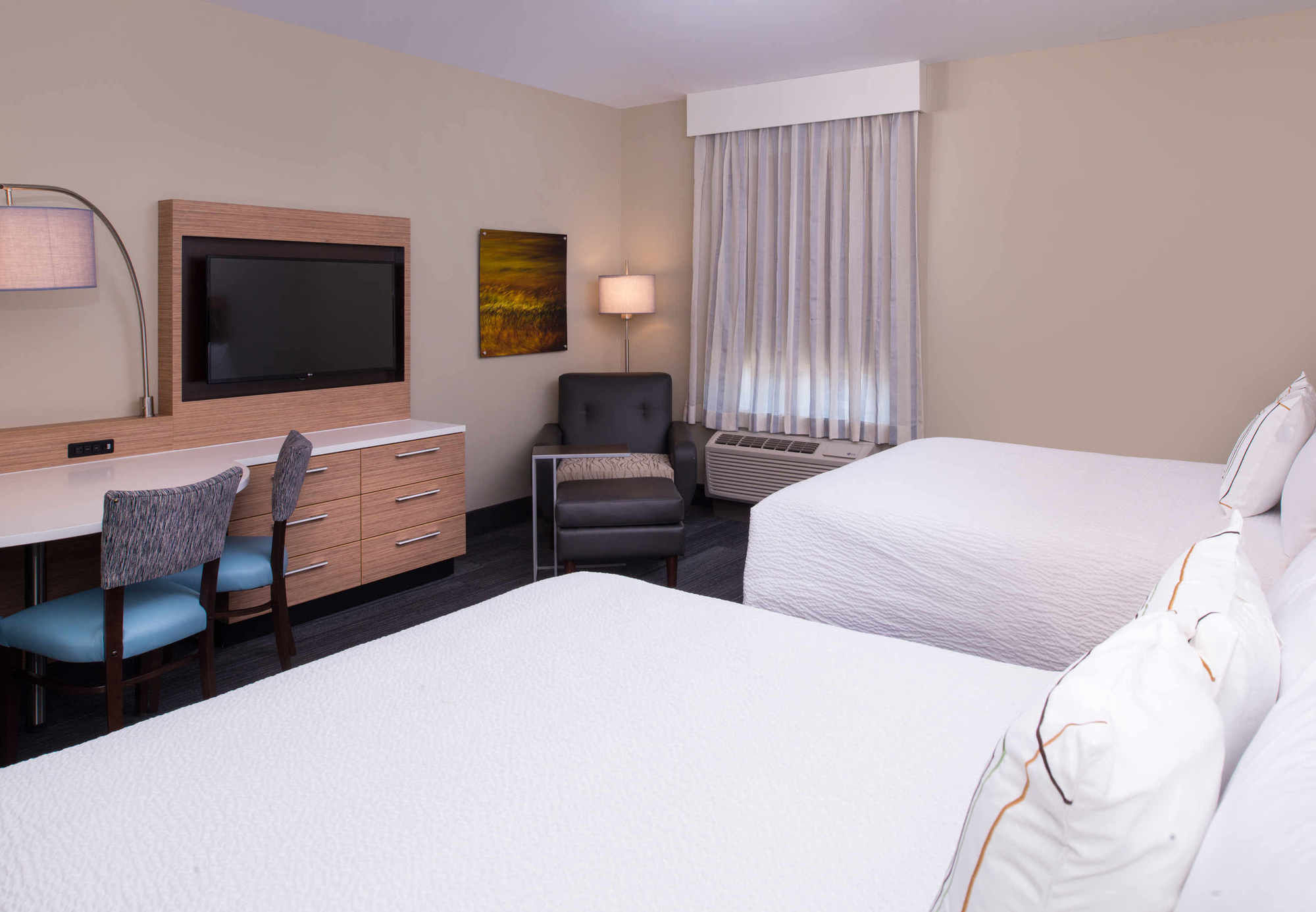 Фото TownePlace Suites by Marriott Saskatoon