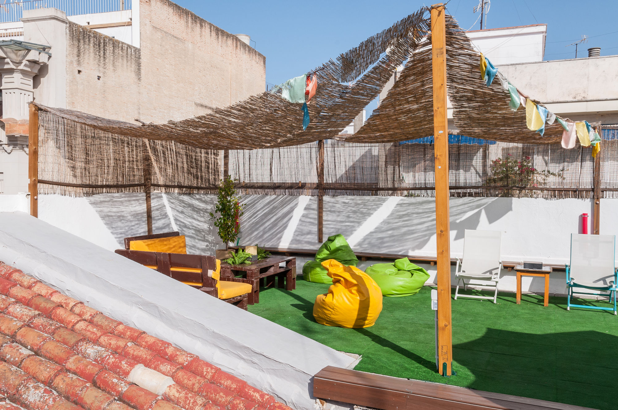 Фото The Nomad Hostel