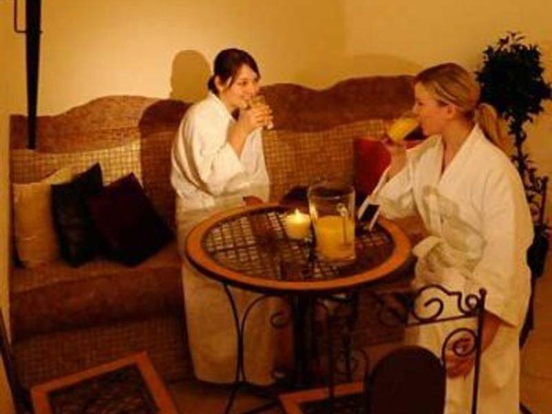 Фото Q Hotel Maria Theresia