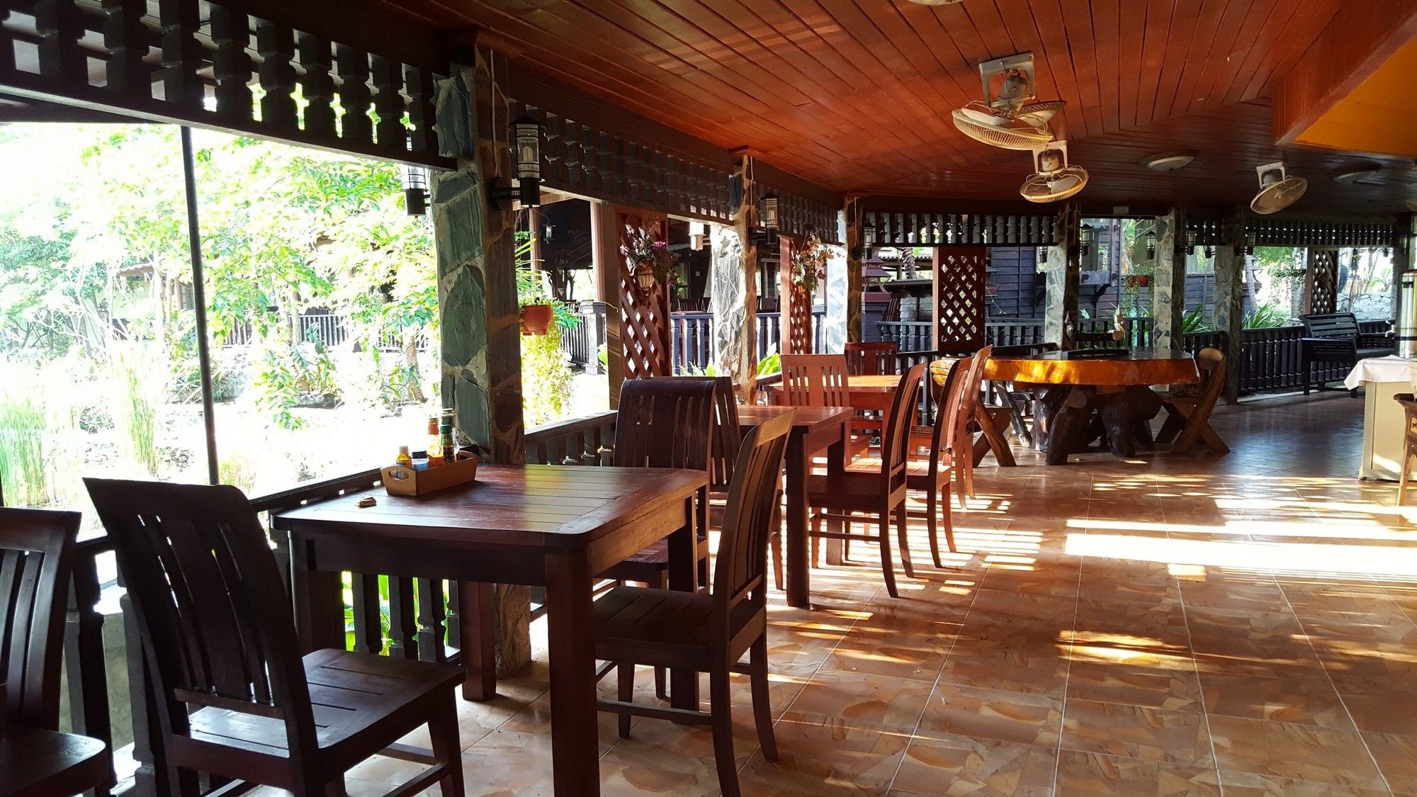 Фото Prachuab Garden View Resort