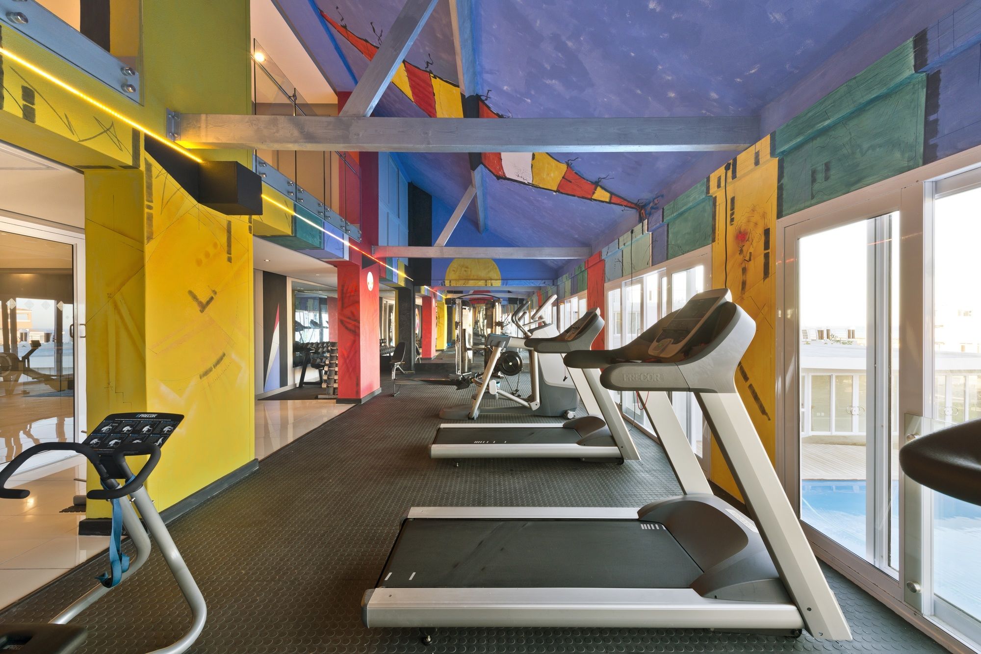 Фото Krystal Beach Hotel