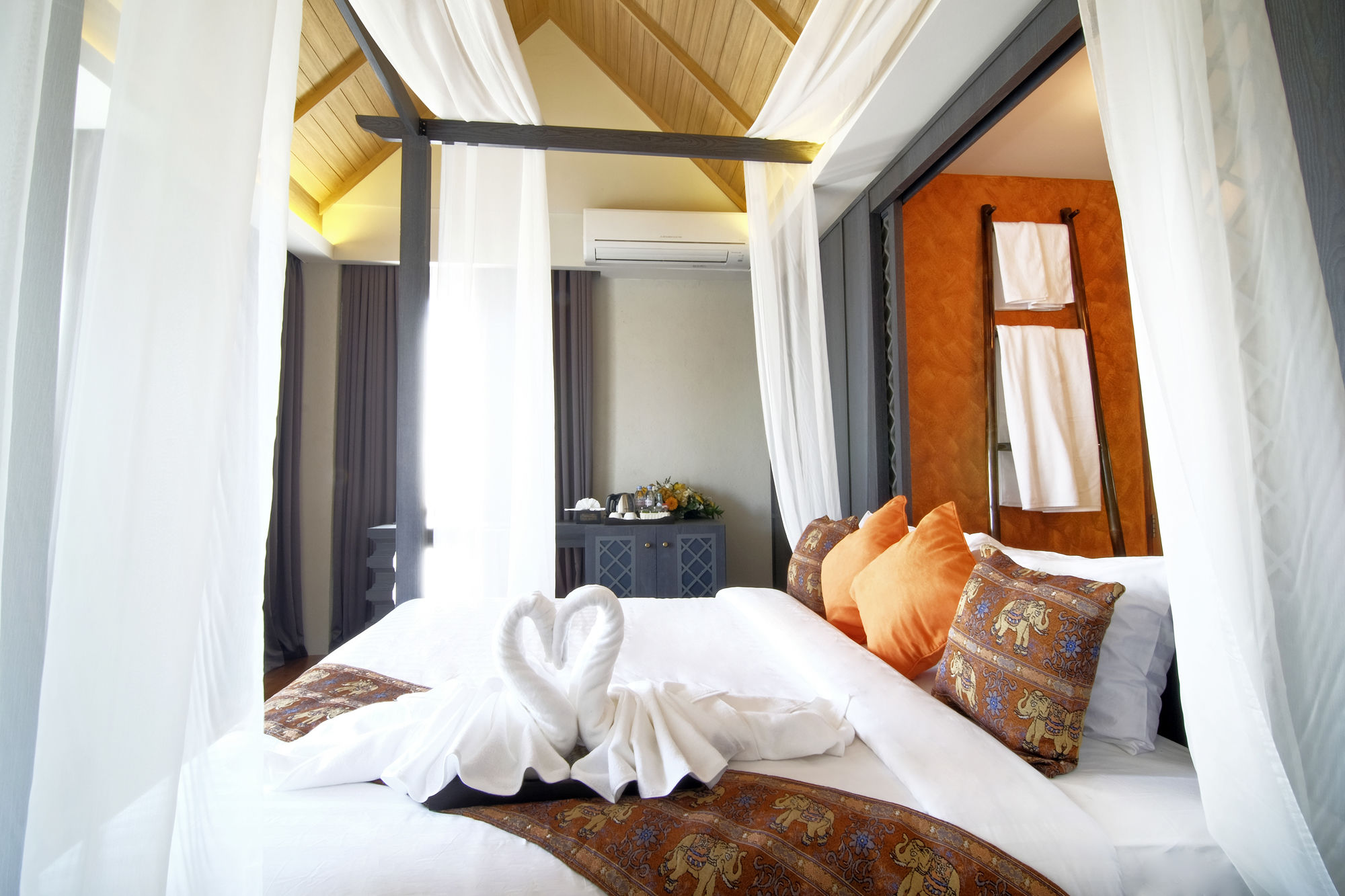 Фото Tapae Gate Villa