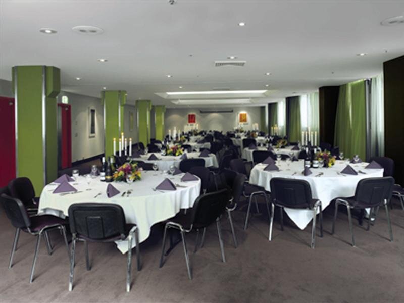 Фото Vibe Hotel Sydney