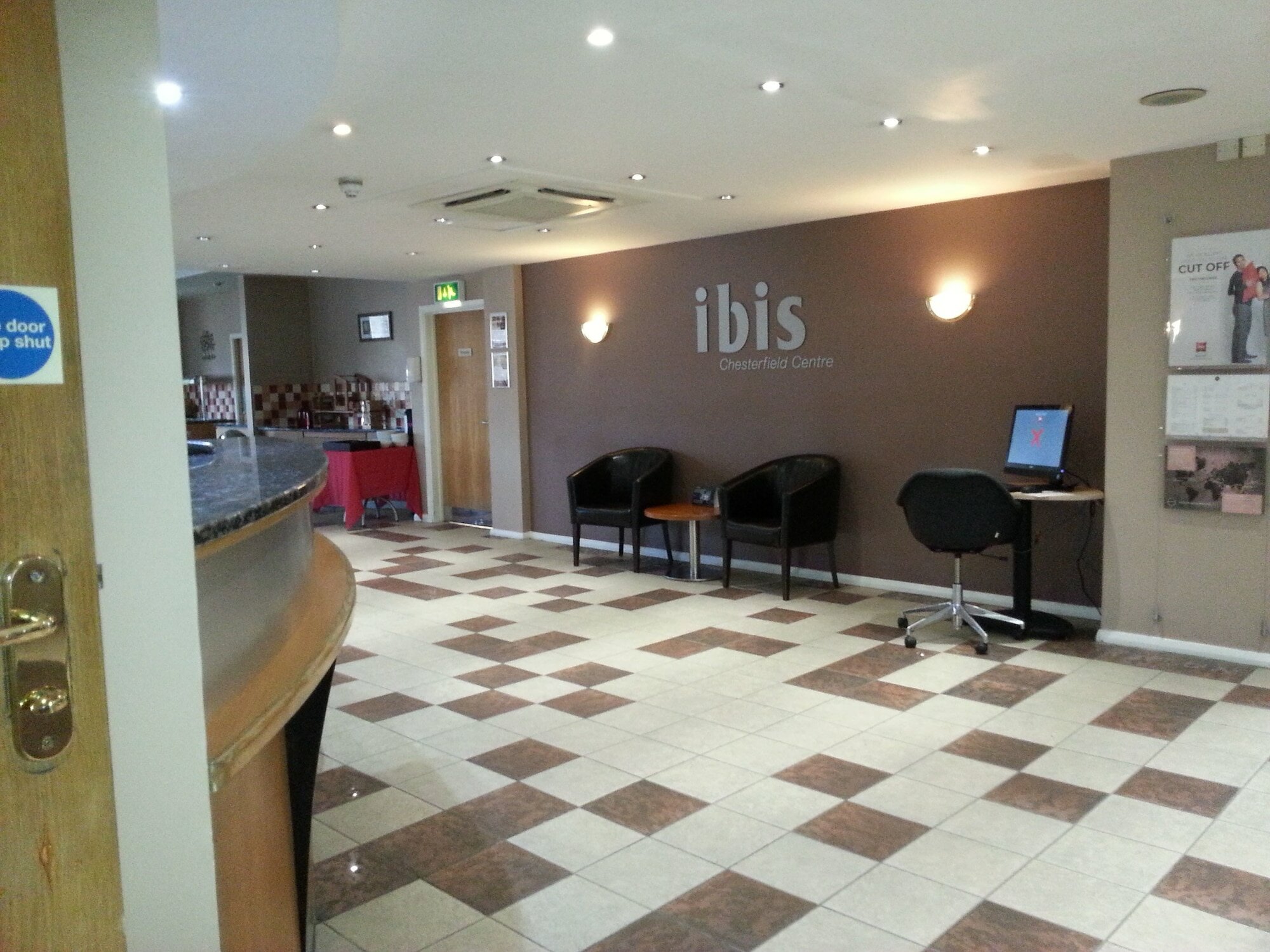 Фото Ibis Chesterfield Centre – Market Town