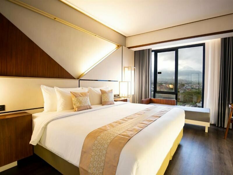 Hotel Rayz Umm Hotel Malang, East Java, photo