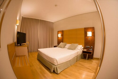 Внешний вид отеля Hotel Sercotel Gran Fama в Альмерии, фото 2