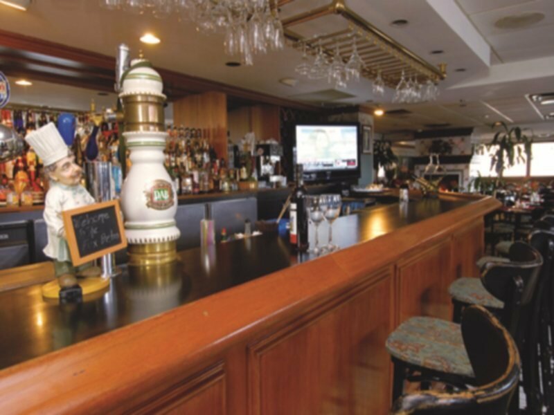 Фото Radisson Suite Hotel - Toronto Airport