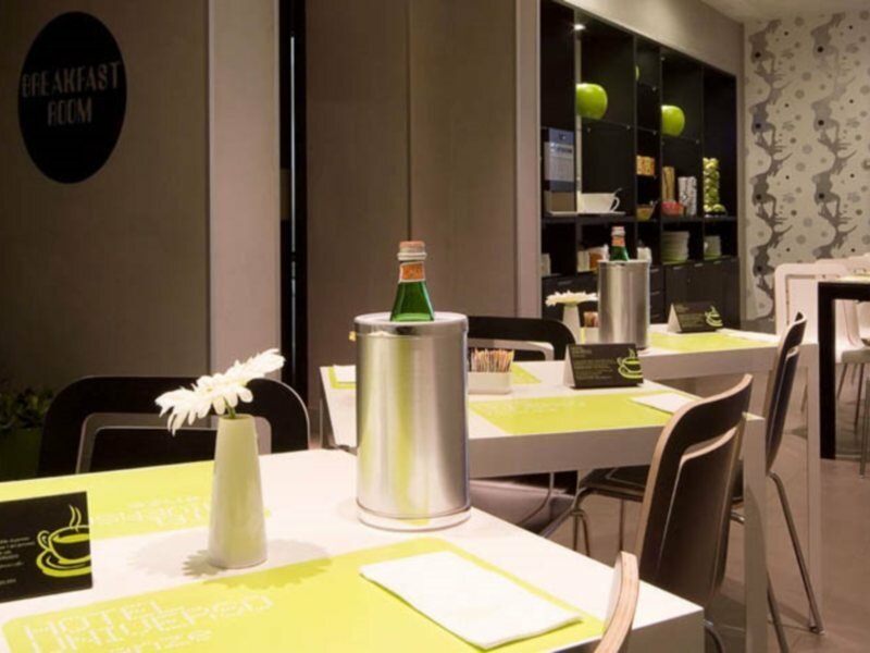 Фото Hotel Universo