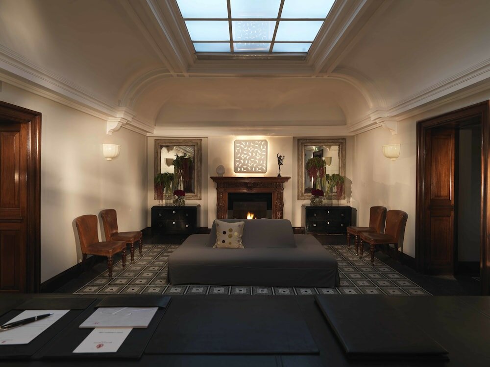 Фото Brown's Hotel