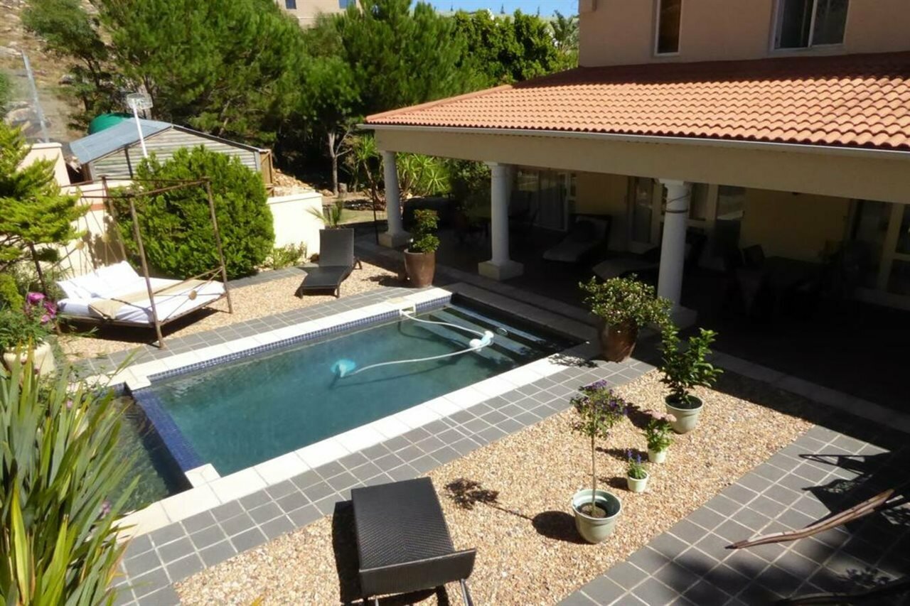 Фото Villa Hout Bay Heights