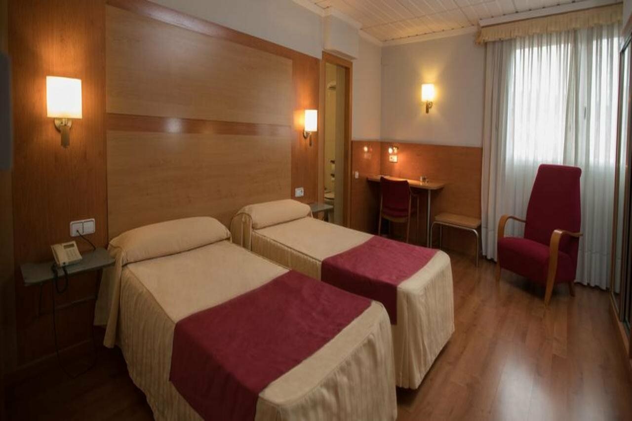 Фото Hotel Reconquista