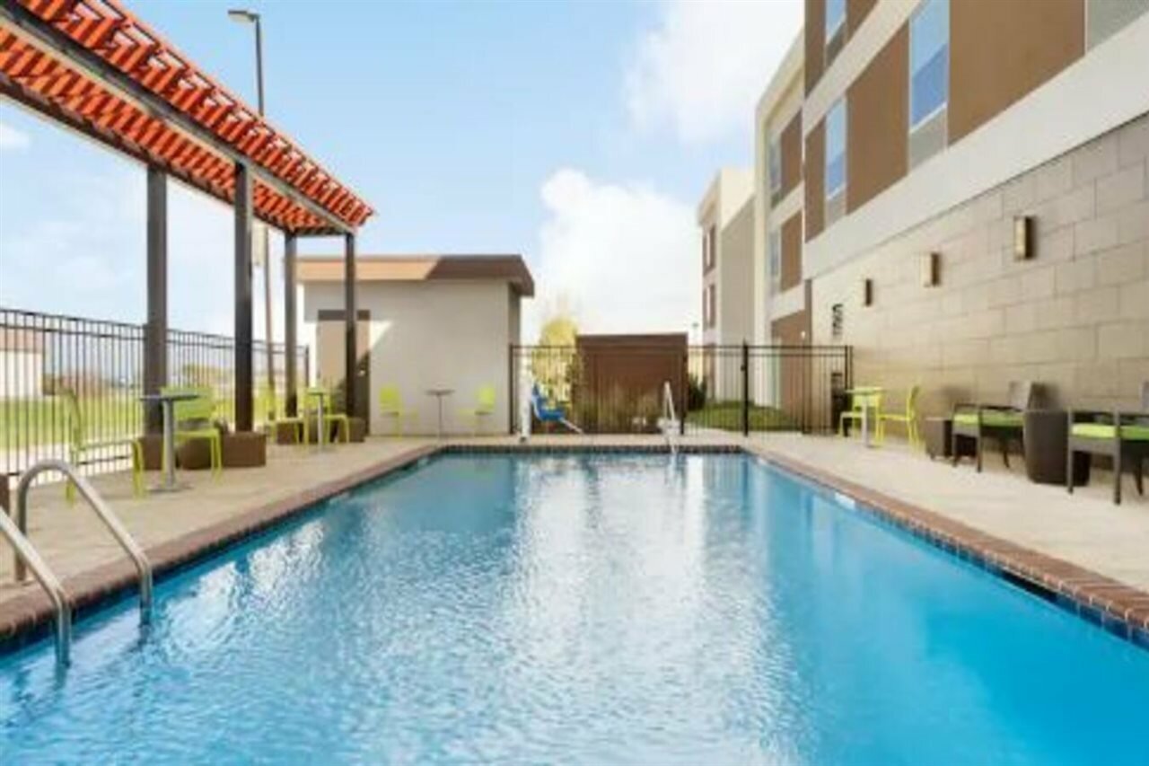 Фото отеля 2