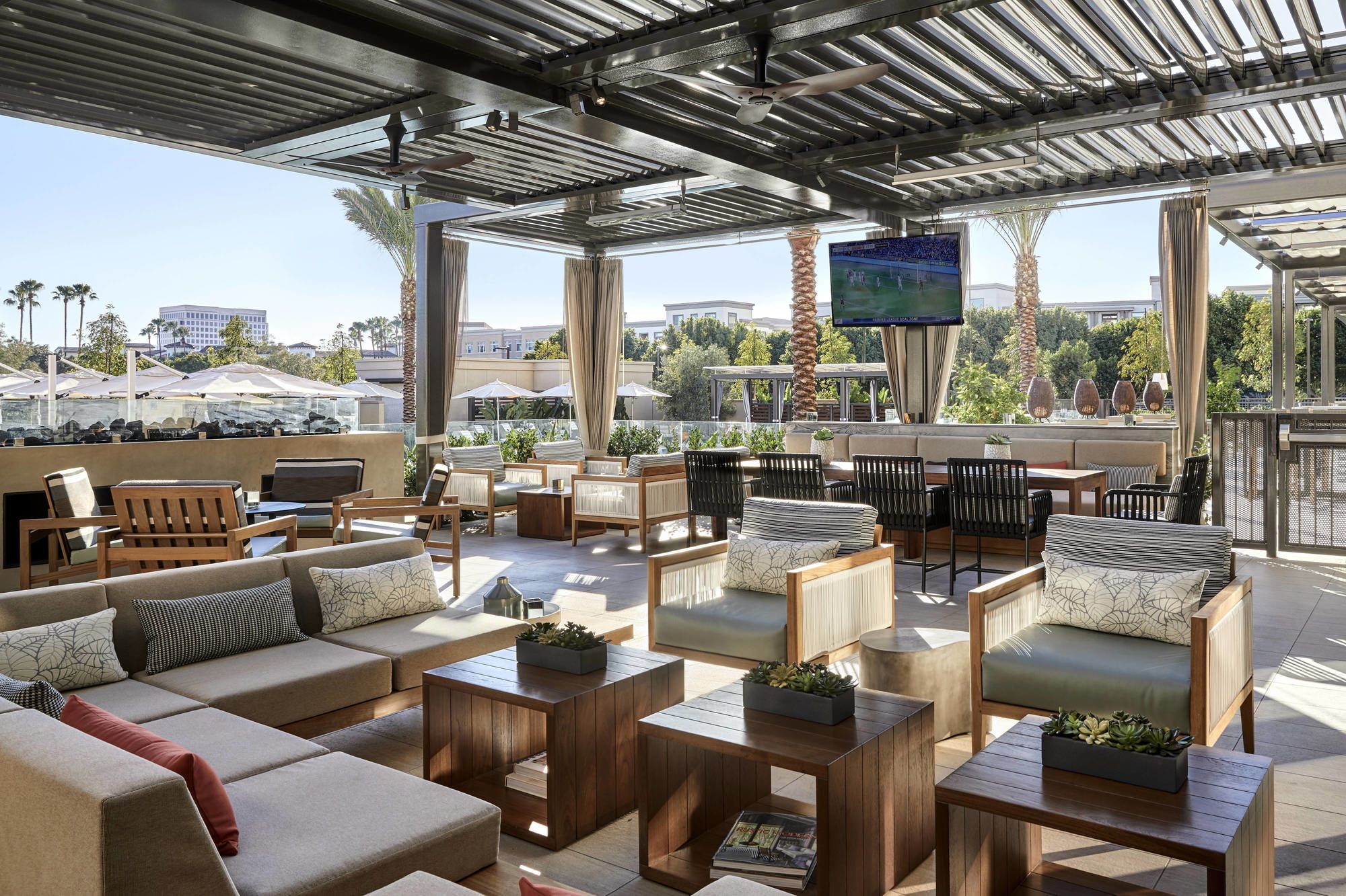 Фото Marriott Irvine Spectrum