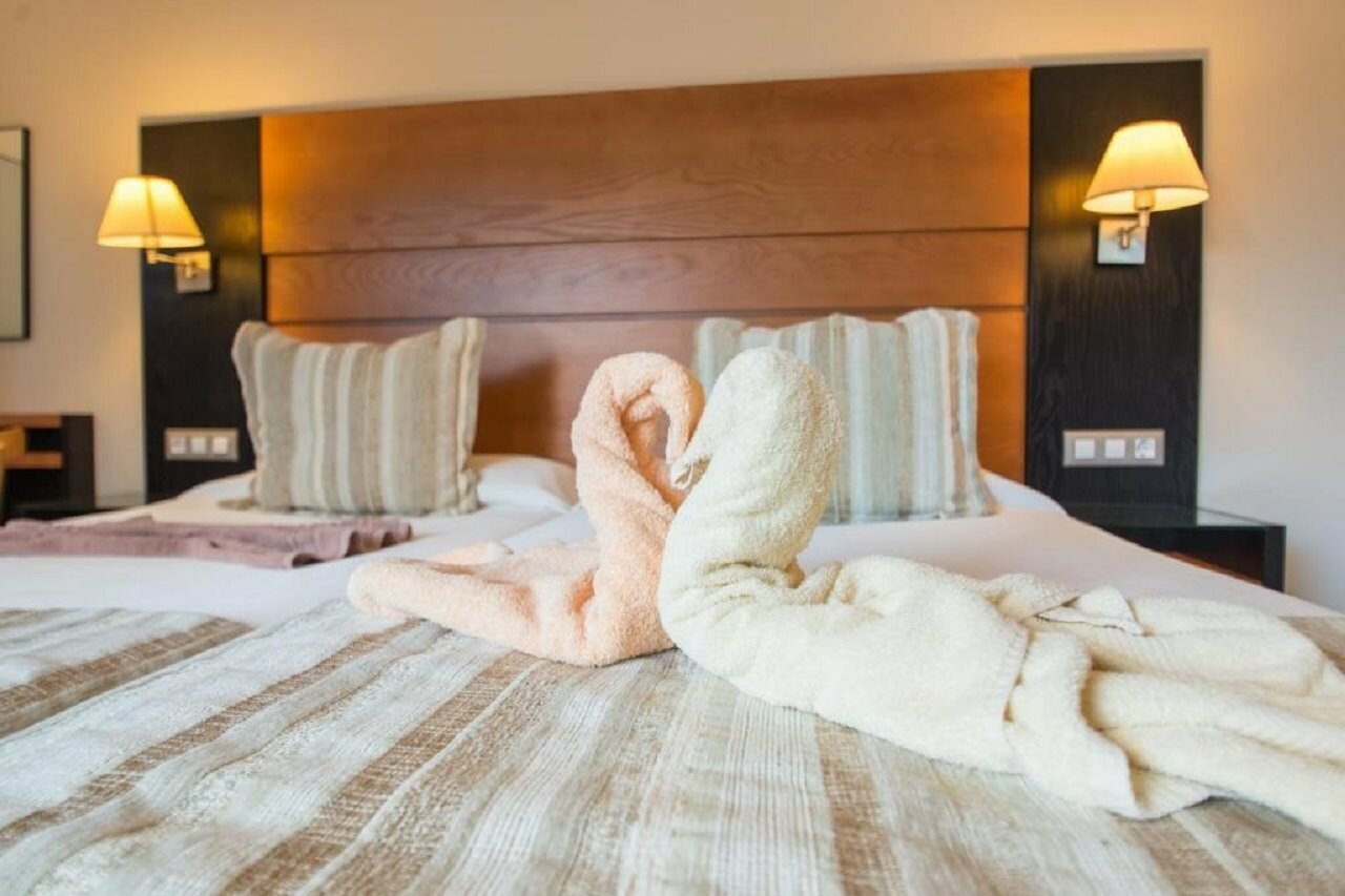 Фото Отель Hl Miraflor Suites