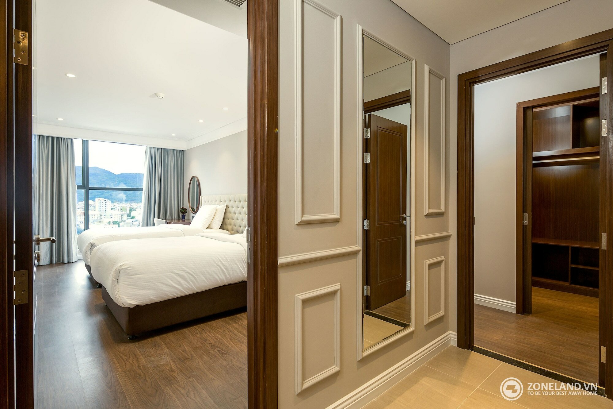 Фото Zoneland Premium Luxury Apartments