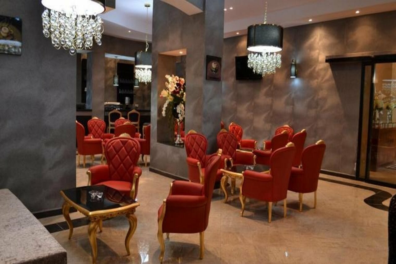 Фото Hôtel de La Vallée Chlef