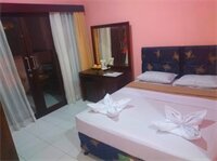 Фото Sapta Petala Hotel