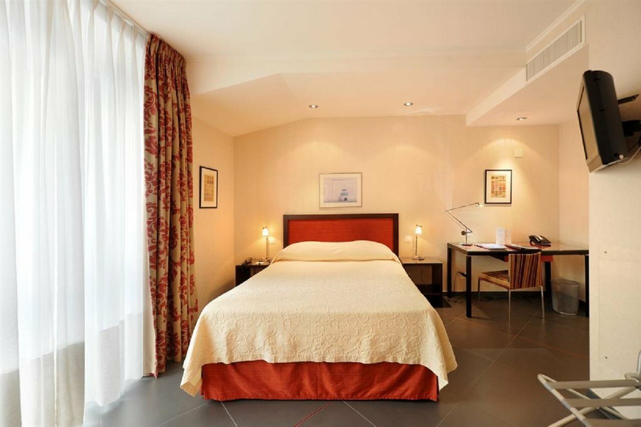 Фото Hotel Victoria