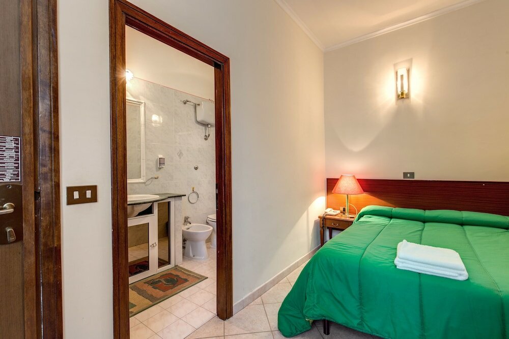 Фото Hotel Cambridge