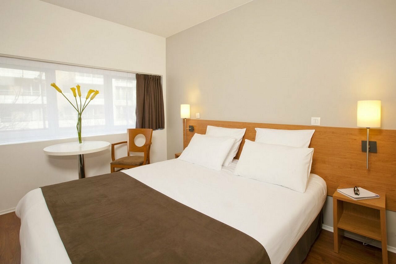 Фото Séjours & Affaires Courbevoie Grande Arche