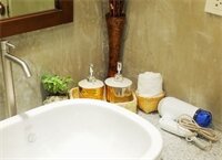 Фото Amaka Bed & Breakfast