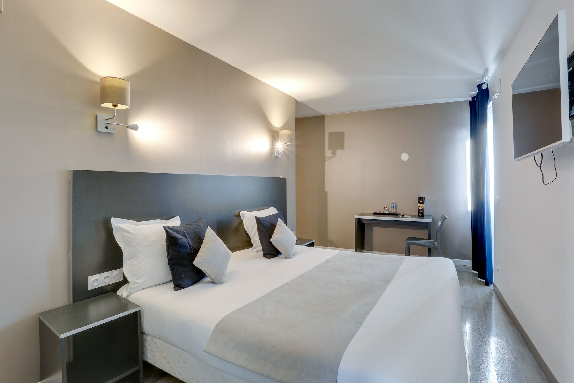 Фото All Suites Appart Hotel Orly Rungis