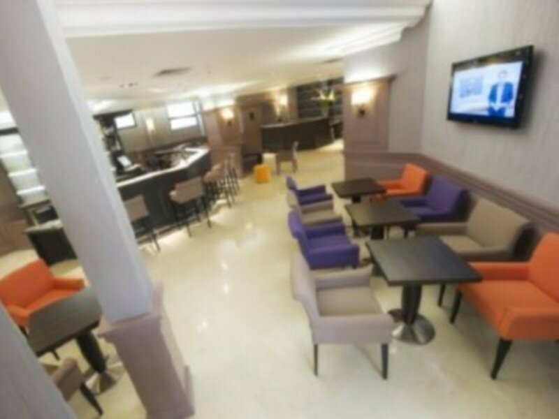 Фото The Originals City, Hôtel Astoria Vatican, Lourdes