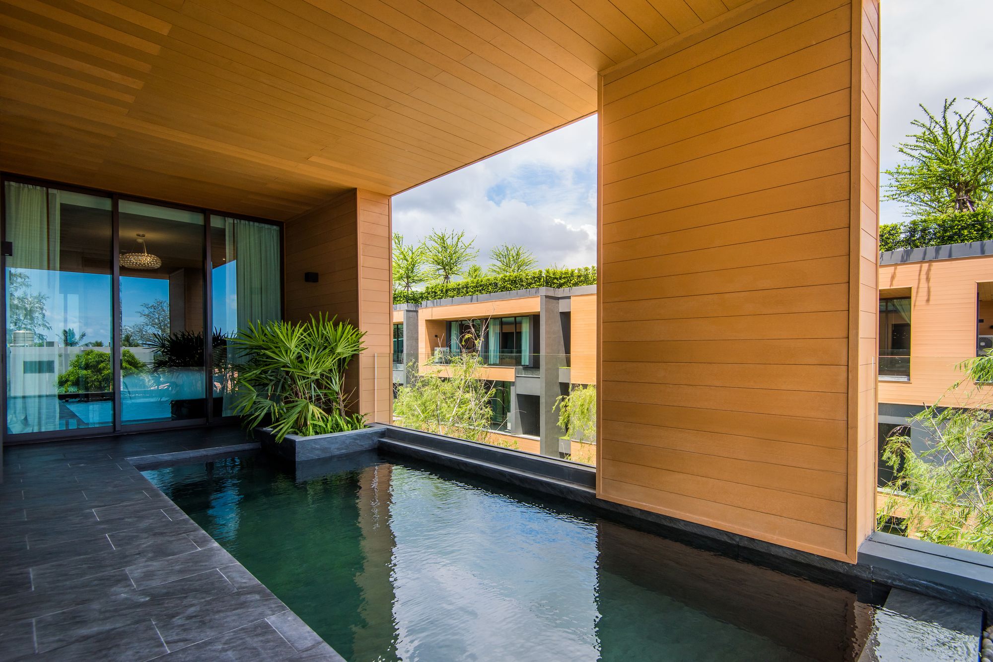 Фото Glam Habitat