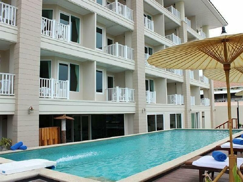 Фото отеля 2