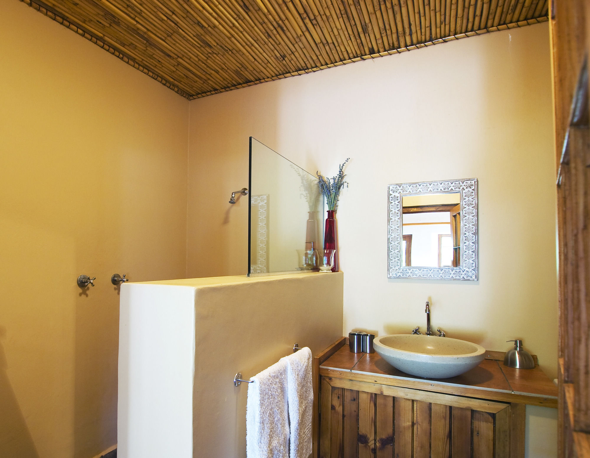 Фото At the Woods Guest House