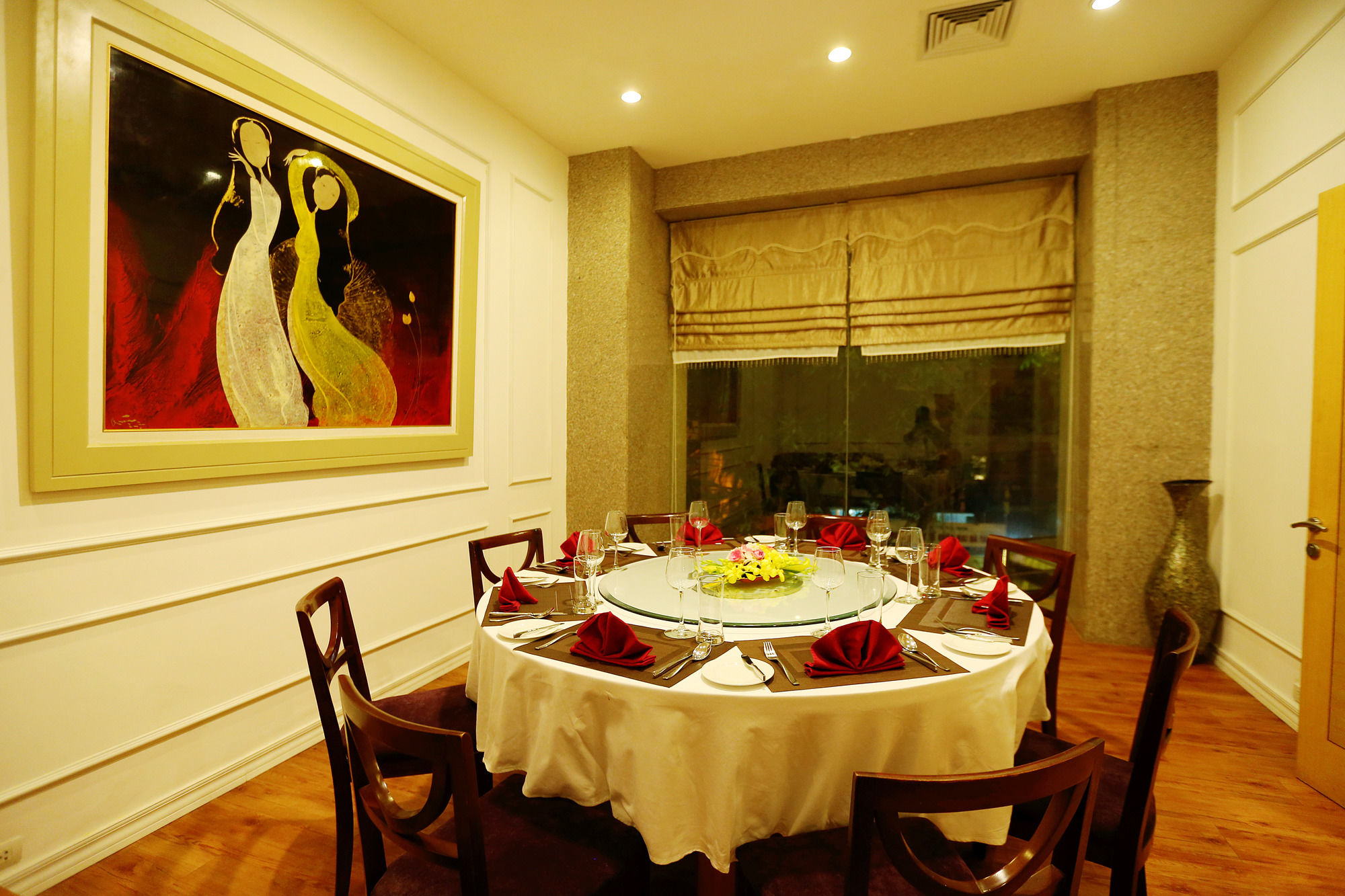 Фото La Casa Hanoi Hotel