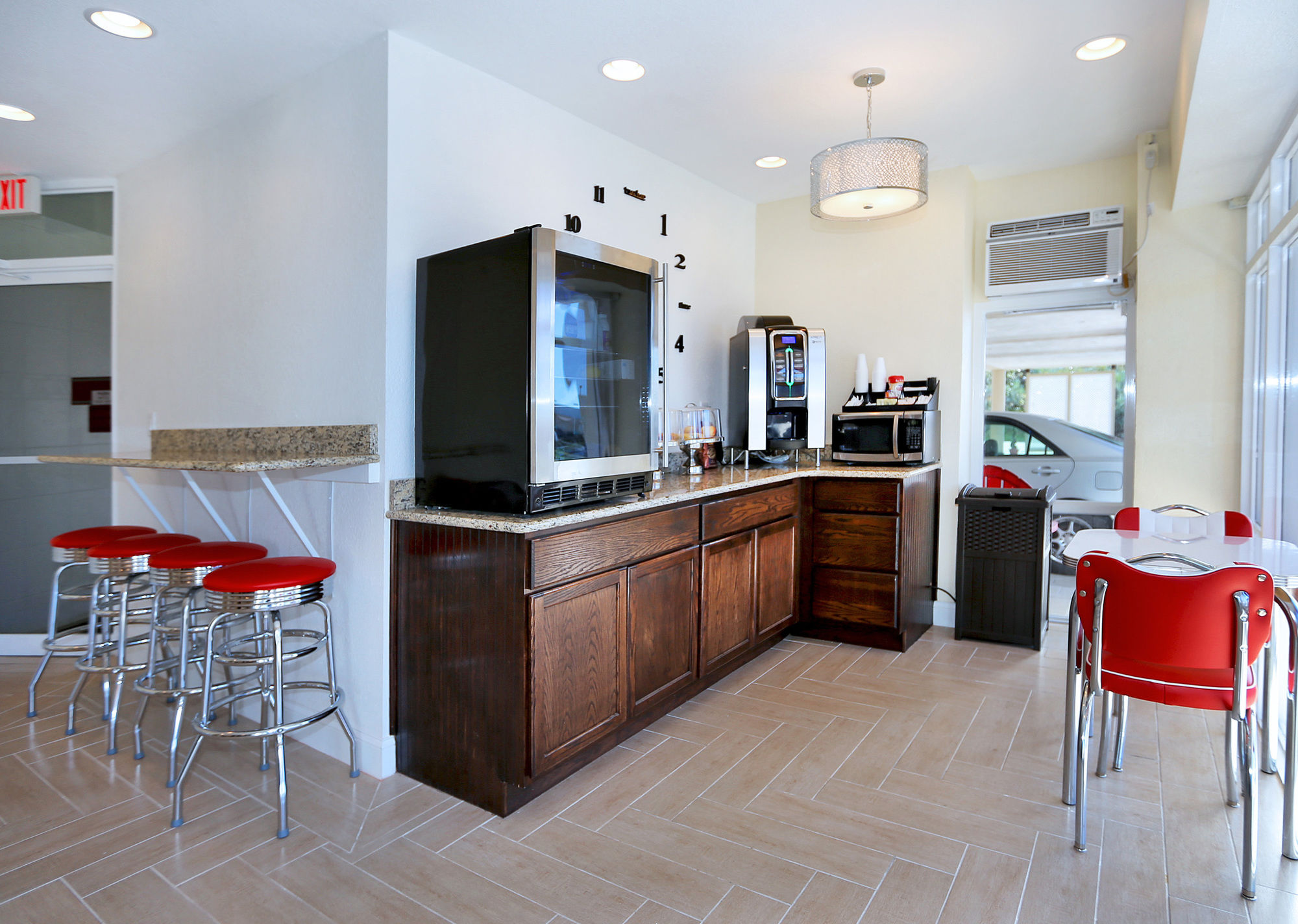 Фото Chateau Mar Beach Resort