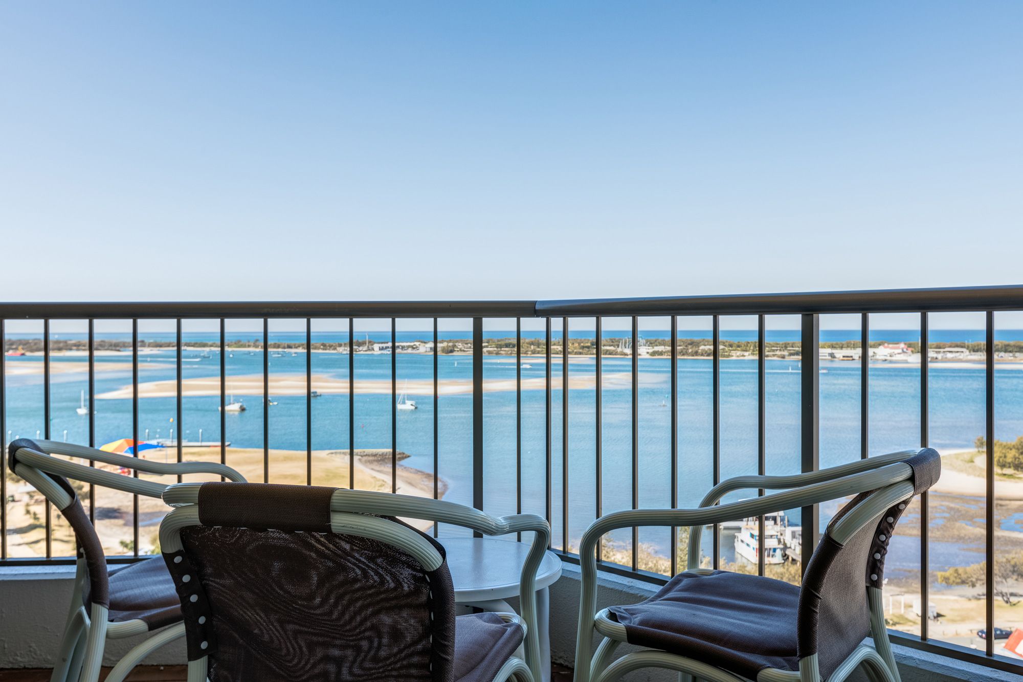 Фото Palmerston Tower Holiday Apartments