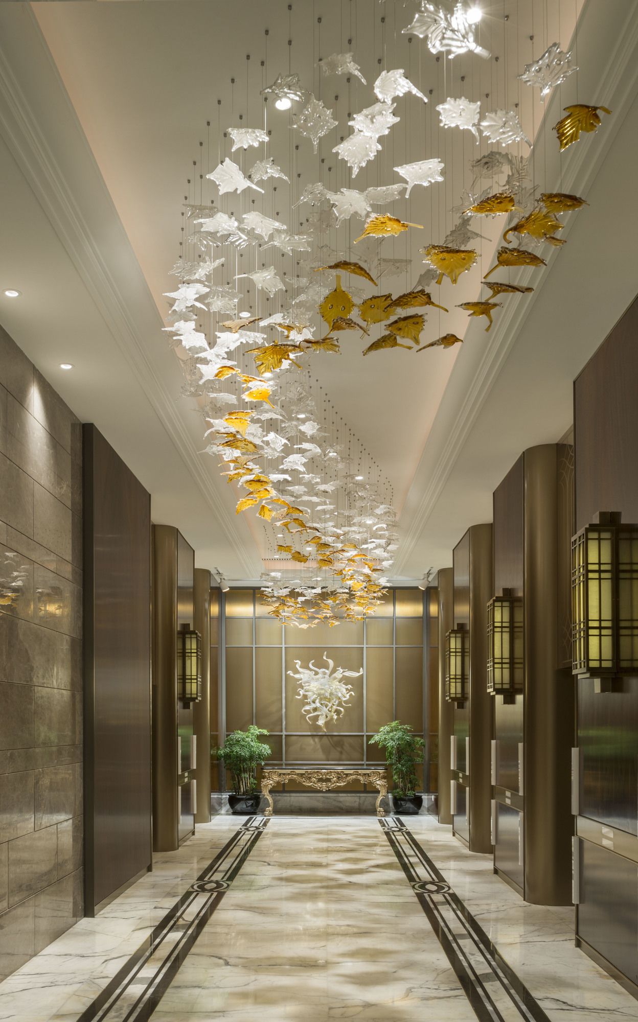 Фото The St. Regis Shanghai Jingan