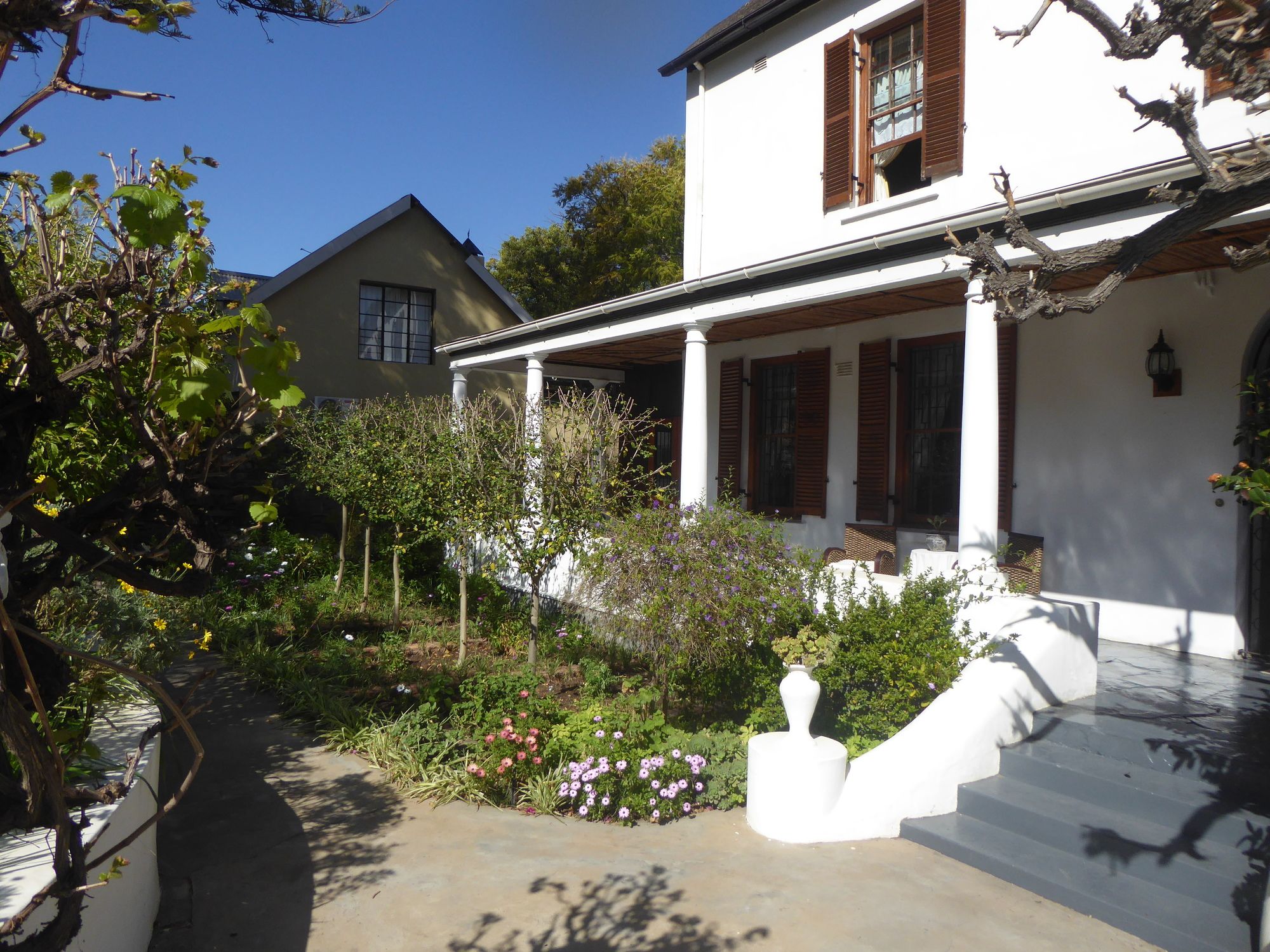 Фото Airlies Guest House