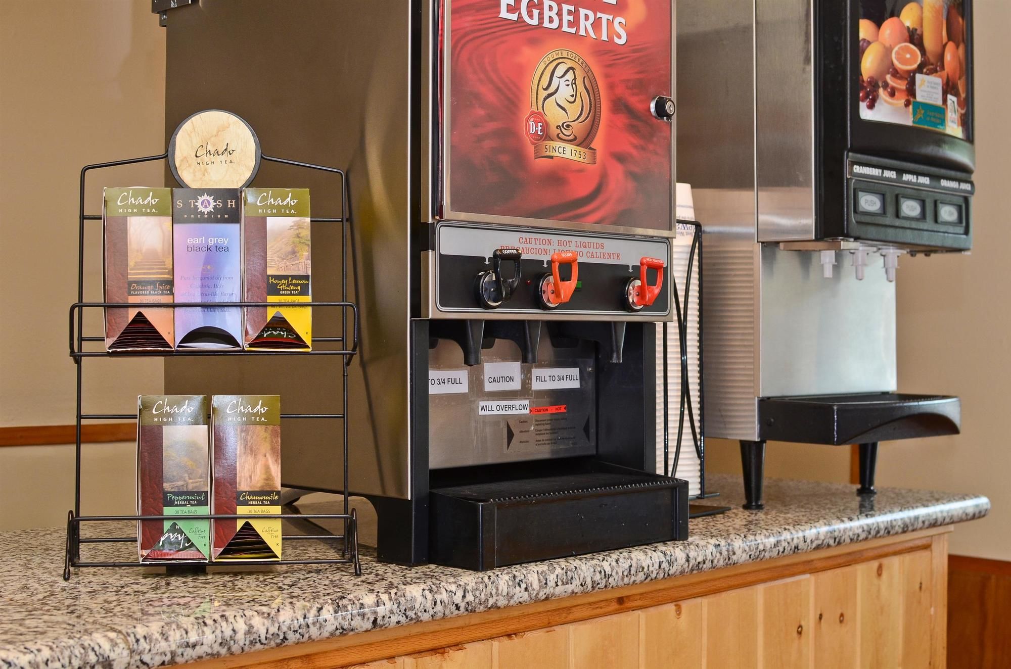 Фото Best Western Valdez Harbor Inn