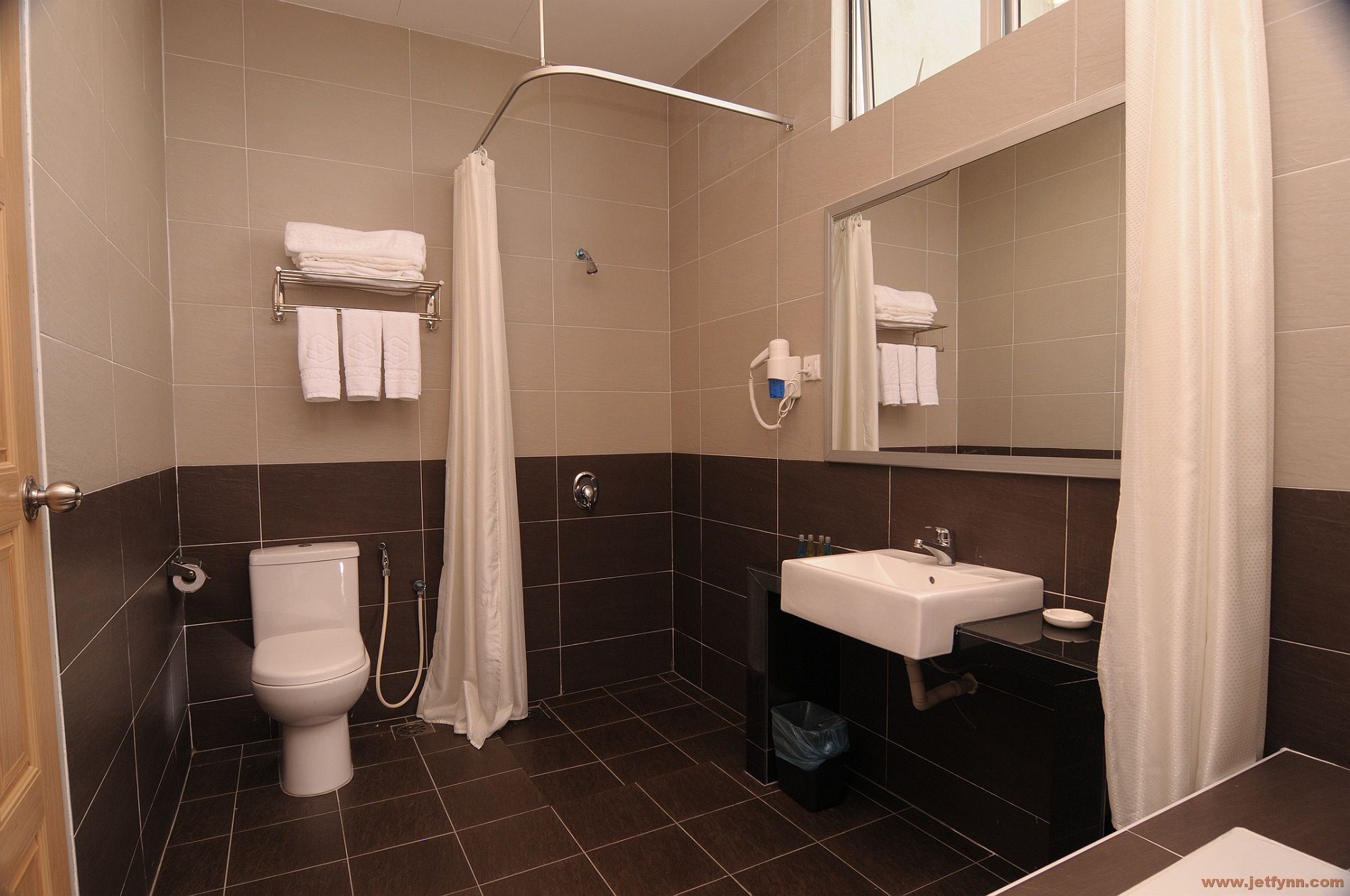 Фото Seemsoon Hotel