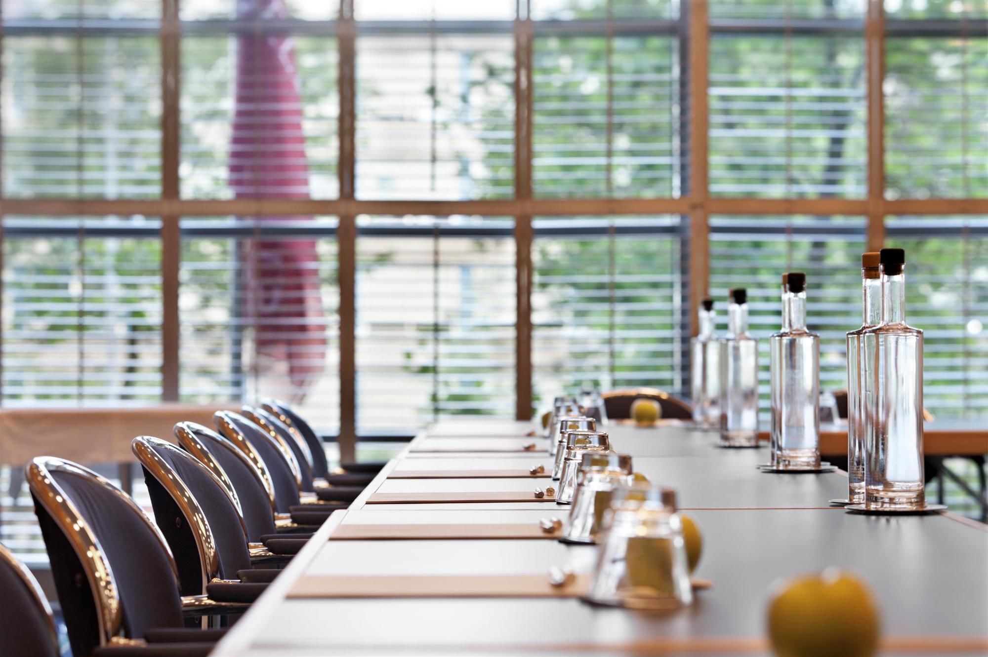 Фото Отель Plaza Premium Grand Winston