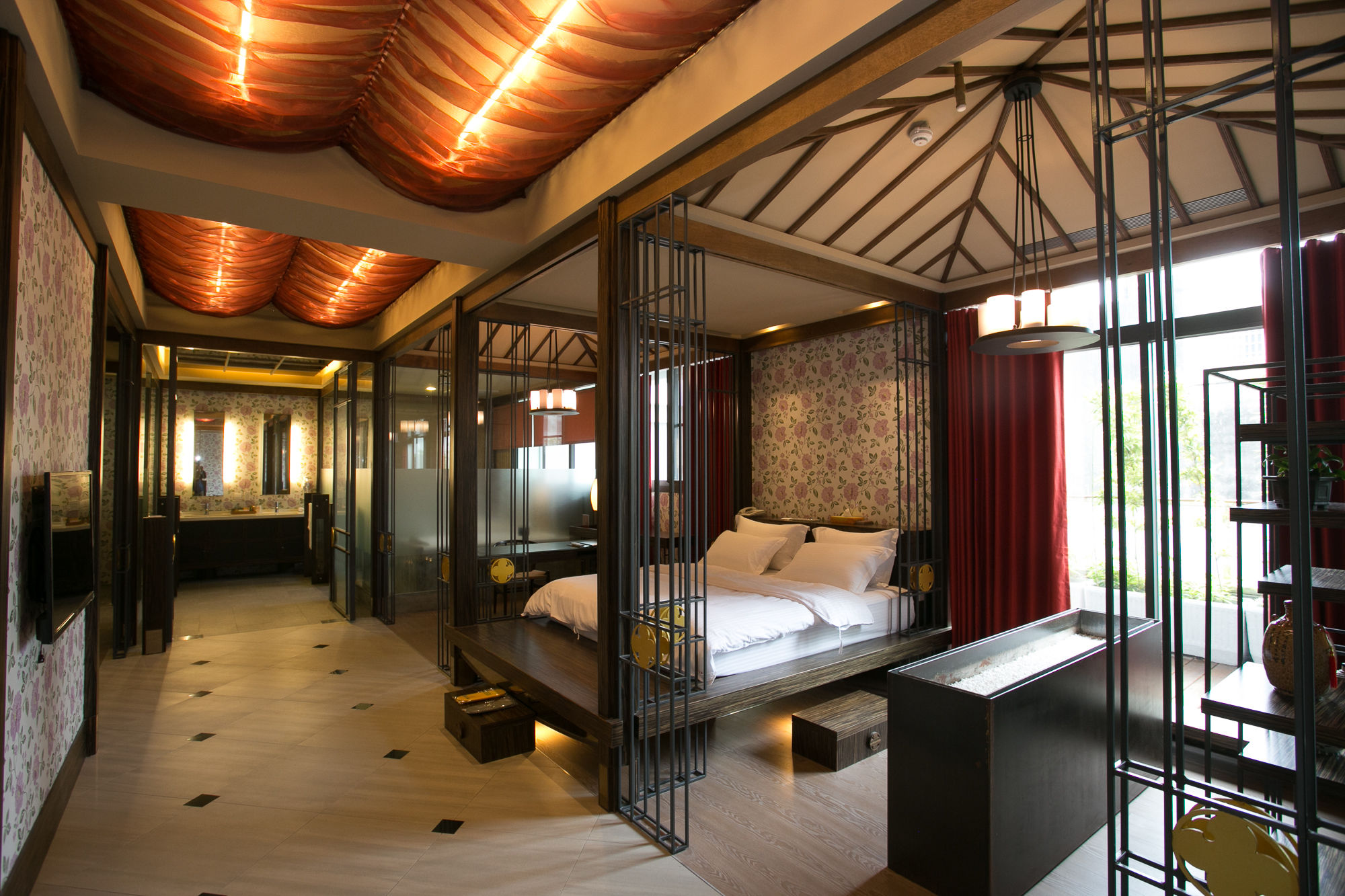 Фото Tianxiaju Motel