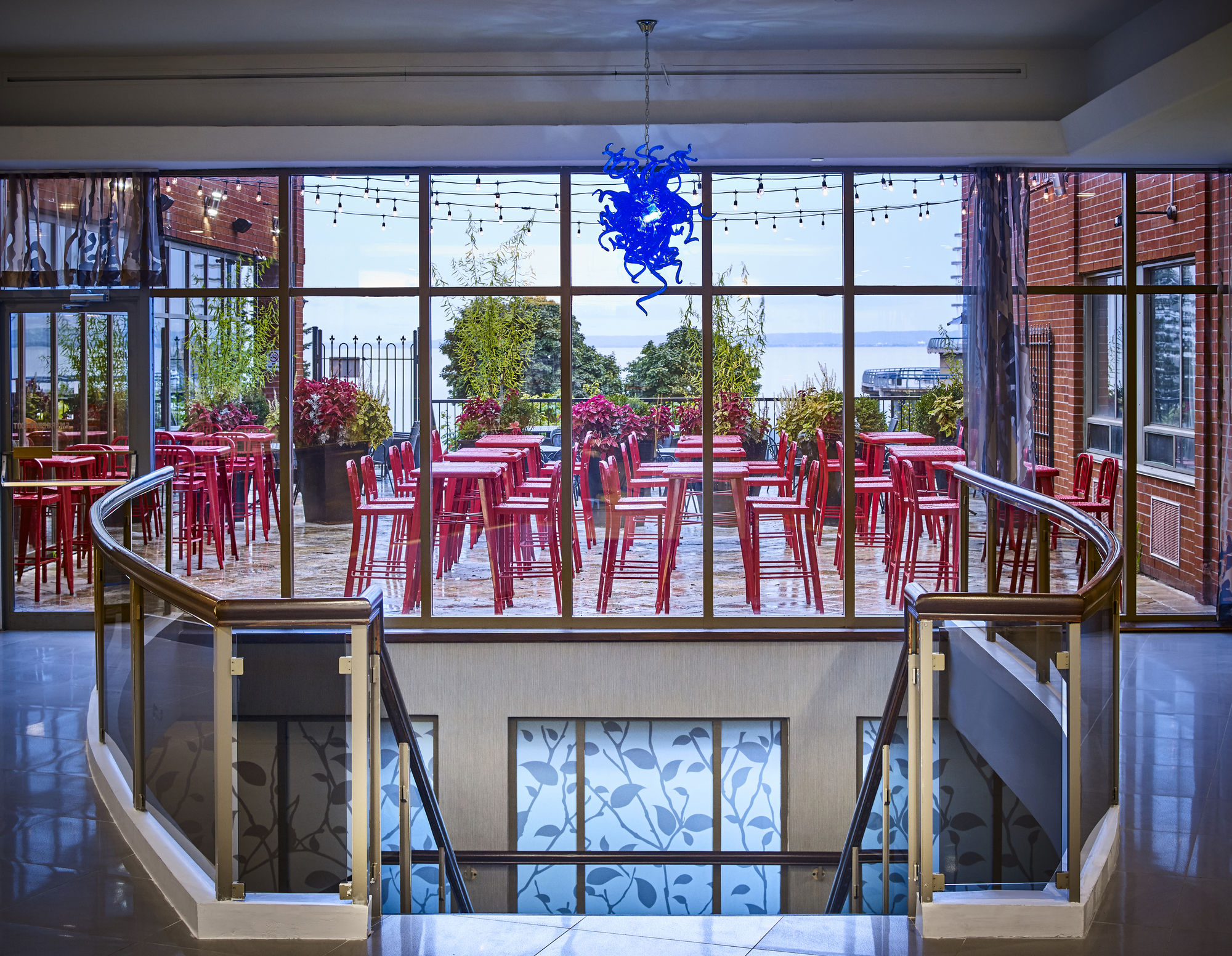 Фото Waterfront Hotel Downtown Burlington